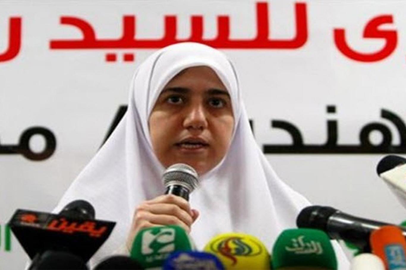 Mursi'nin kızı babasının sağlık durumuna dikkat çekmişti